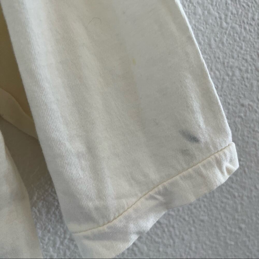 Vintage 1988 The California Raisins Play in the Bowl of Raisins Graphic T-Shirt - Picture 9 of 13